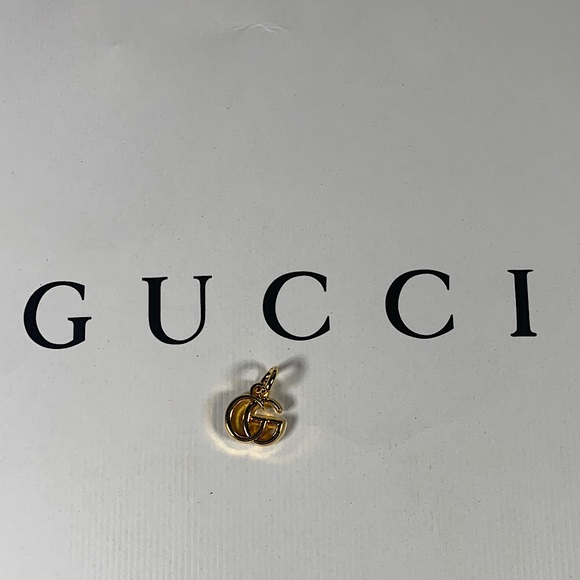 Gold Upcycled Gucci pendant/charm - Picture 1 of 5